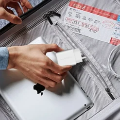 AKASHI CHARG/SECT/INTEL USB-C/USB 3A 20W WH< Téléphone Mobile