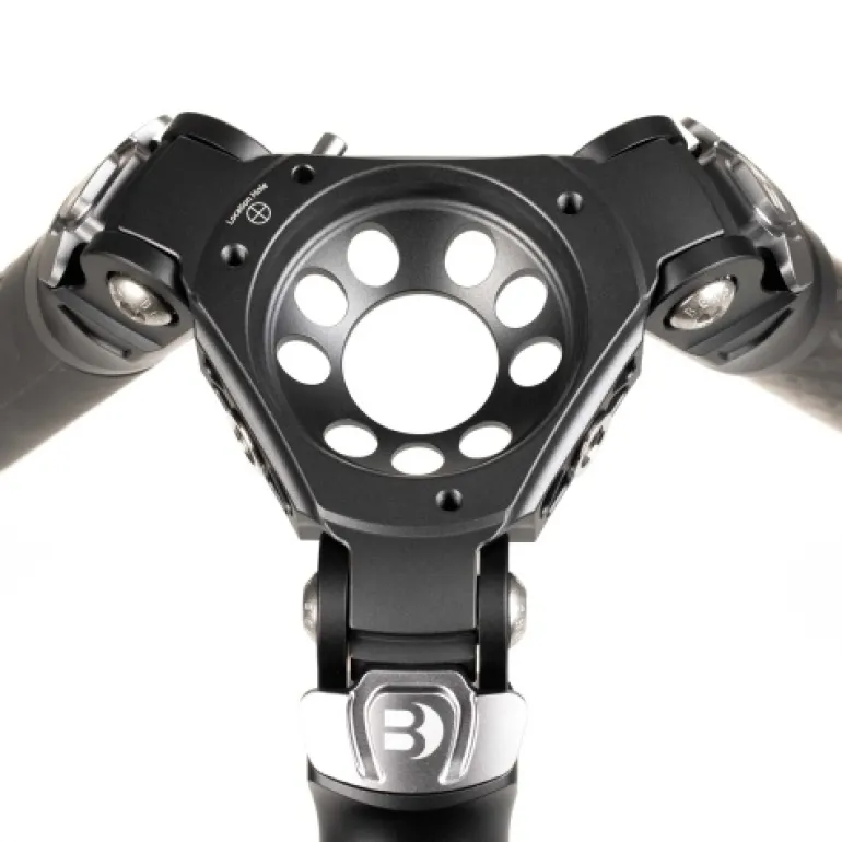 BENRO TREPIED CARBONNE 3 SECTION MAMMOTH S4< Pieds Trépieds