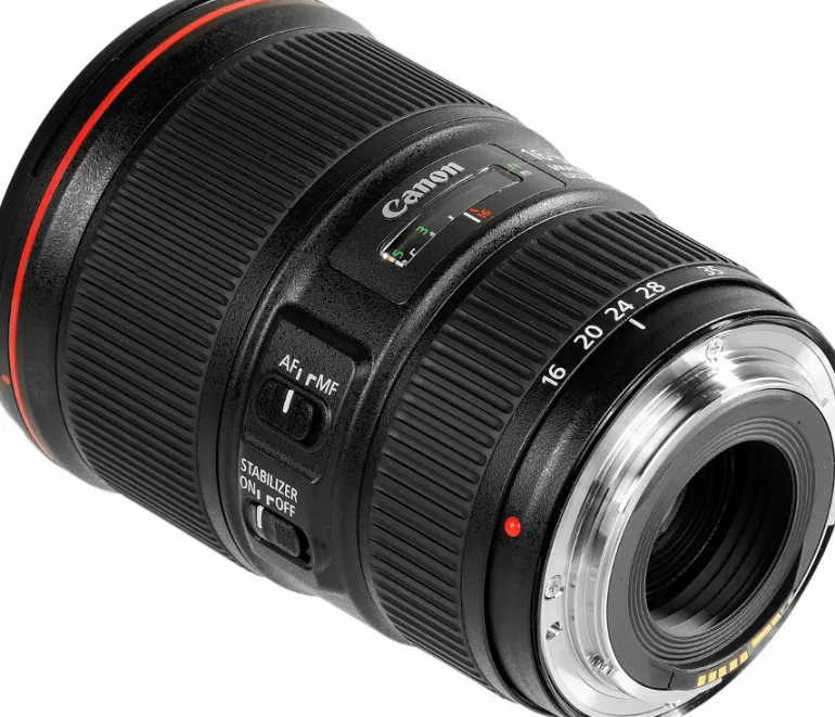 CANON EF 16-35/4 L IS USM< Zoom