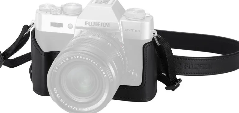 FUJIFILM FUJIDEMI ETUI CUIR NOIR XT10/20/30< Etui