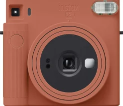 FUJIFILM FUJIINSTAX SQUARE SQ1 TERRACOTTA ORANGE< Instantané