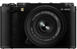 FUJIFILM FUJIX-M5 NOIR + XC 15-45 KIT< Hybride