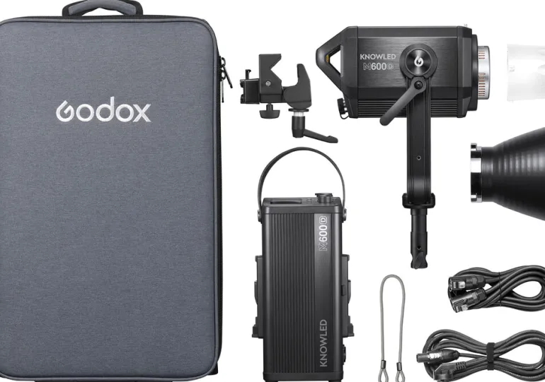 GODOX TORCHE LED M600D< Eclairage Studio
