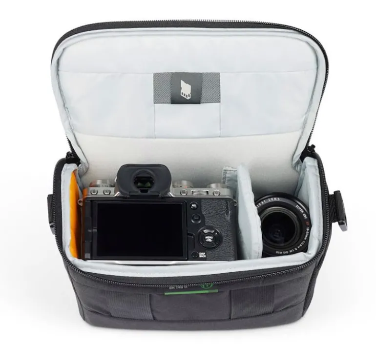 LOWEPRO ADVENTURA SH 140 III NOIR FOURRE-TOUT< Fourre Tout
