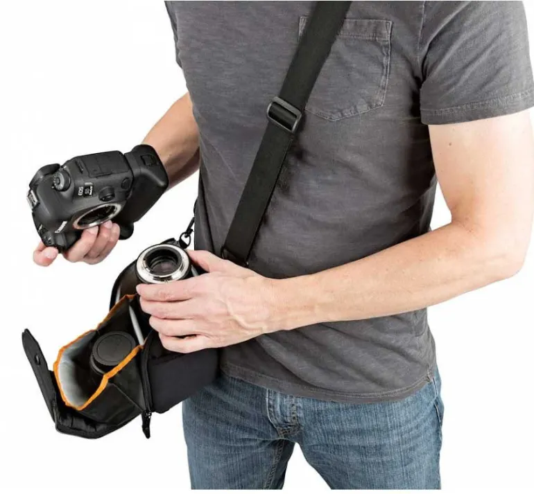 LOWEPRO LENS EXCHANGE 100 AW NOIR ETUI PROTACTIC< Etui