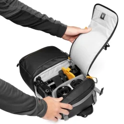 LOWEPRO SLINGSHOT SL 250 AW III NOIR SAC A DOS< Sacs À Dos