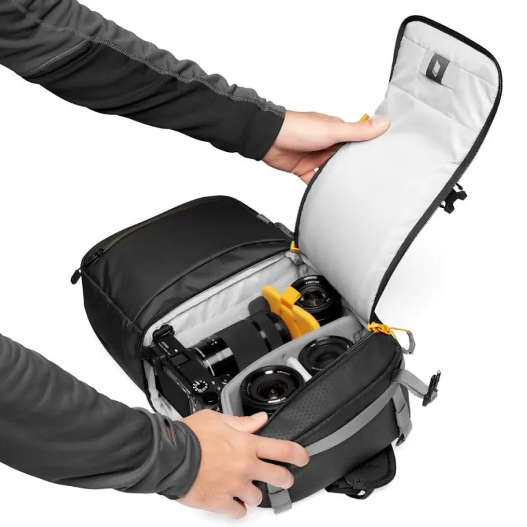 LOWEPRO SLINGSHOT SL 250 AW III NOIR SAC A DOS< Sacs À Dos