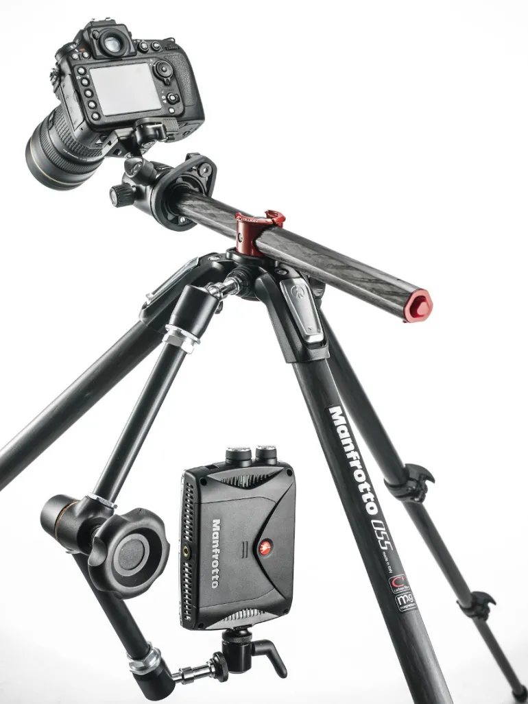 MANFROTTO TREPIED MT055XPRO3 3 SECTIONS< Pieds Trépieds