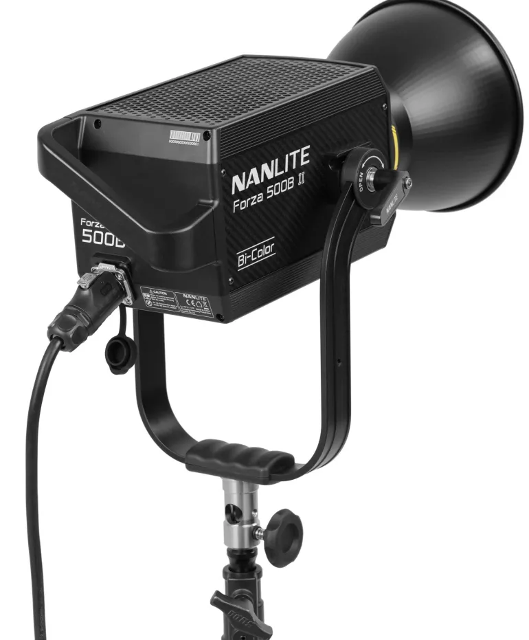 NANLITE FORZA 500B II PROJECTEUR LED BICOLOR< Eclairage Studio