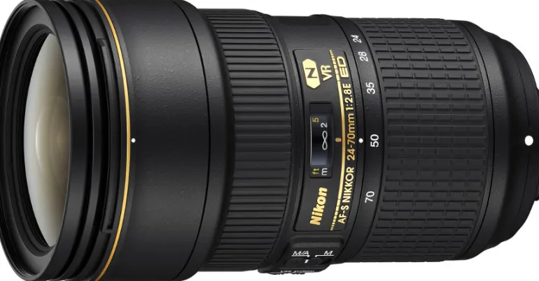 NIKON AF-S 24-70/2.8E ED VR< Zoom