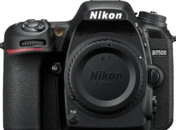 NIKON D7500 BOITIER NU< Reflex