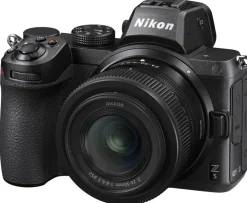 NIKON Z5 + 24-50< Hybride