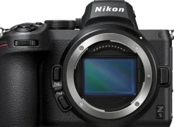 NIKON Z5 BOITIER NU< Hybride