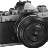 NIKON Z FC + 28/2.8 SE< Hybride