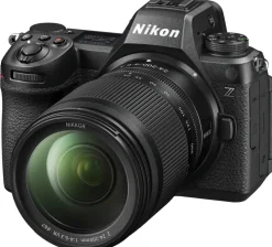 NIKON Z6 III + 24-200MM F4-6.3< Hybride
