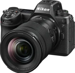 NIKON Z6 III + 24-120MM F4< Hybride