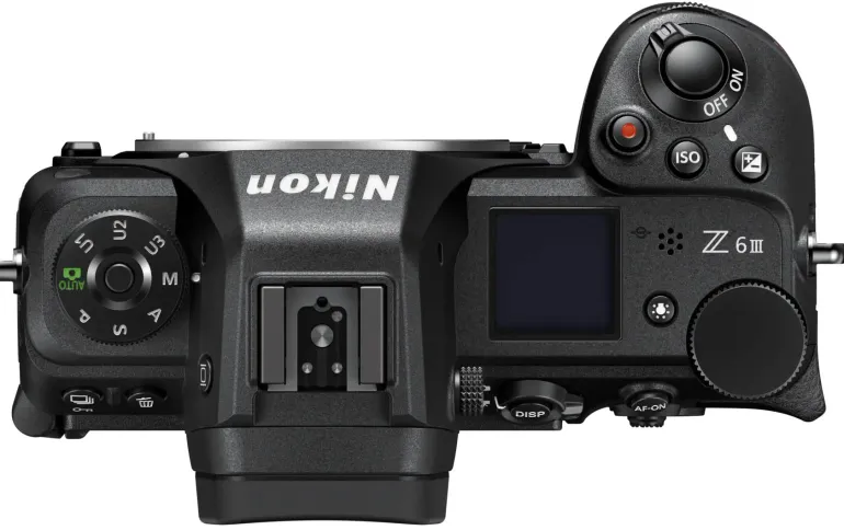 NIKON Z6 III + 24-120MM F4< Hybride