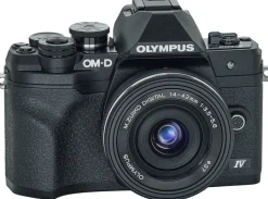 OLYMPUS OM-D E-M10 MARK IV NOIR PANCAKE< Hybride