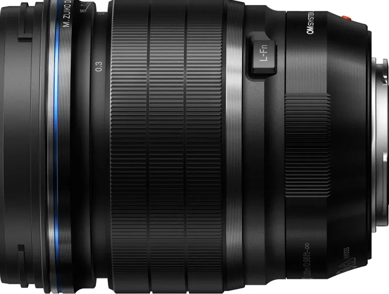 OM SYSTEM 25/1.2 M.ZUIKO ED PRO MICRO 4/3 NOIR OM< Focale Fixe