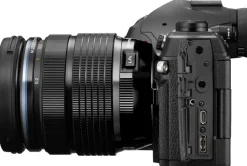 OM SYSTEM OM-1 + 12-40< Hybride