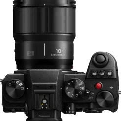 PANASONIC 18/1.8 LUMIX S< Focale Fixe