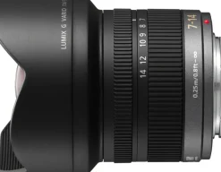 PANASONIC 7-14/4 MICRO 4/3< Zoom