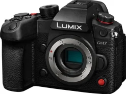 PANASONIC LUMIX GH-7 BOITIER NU< Hybride