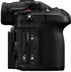 PANASONIC LUMIX GH-7 BOITIER NU< Hybride