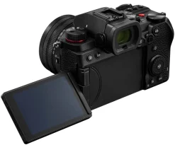PANASONIC LUMIX S5D NOIR + 18-40/4.5-6.3< Hybride