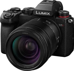 PANASONIC LUMIX S5D NOIR + 28-200/4-7.1< Hybride