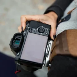 PEAK DESIGN CAPTURE CLIP V3 + PLATEAU ARGENT< Accessoires Trépieds