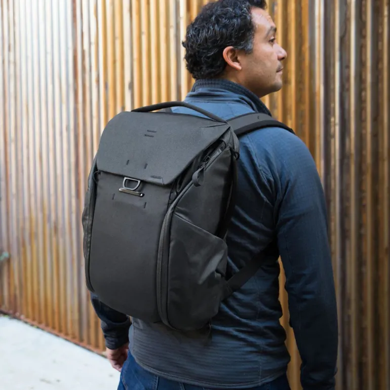 PEAK DESIGN EVERYDAY BACKBACK 30L V2 NOIR SAC A DOS< Sacs À Dos