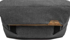 PEAK DESIGN THE FIELD POUCH V2 CHARCOAL FOURRE-TOUT< Fourre Tout
