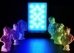 RODE PHOTO TORCHE LED RGB WAFFLE PRO< Eclairage Studio
