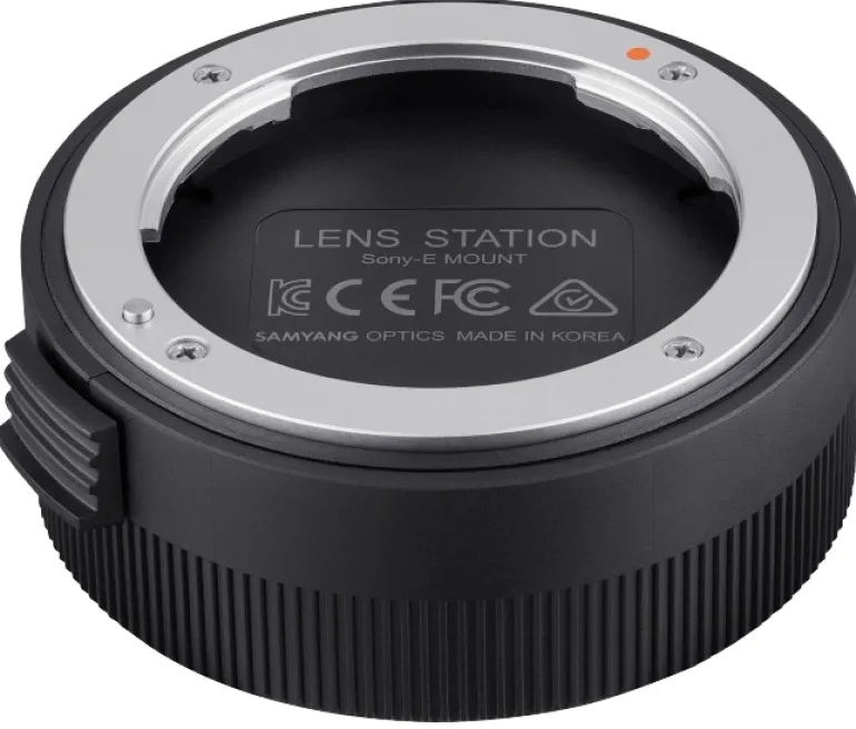 SAMYANG LENS STATION DOCK USB SONY FE ET AF< Accessoires
