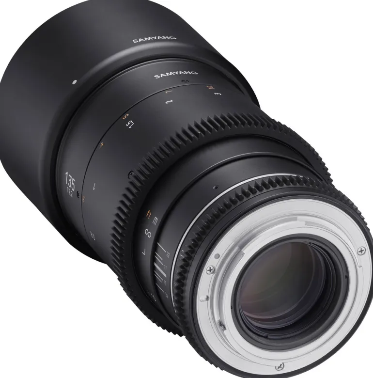 SAMYANG 135/T2.2 VDSLR MK2 CANON< Focale Fixe