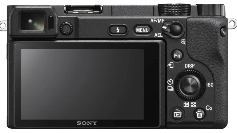 SONY ALPHA 6400 + 18-135< Hybride