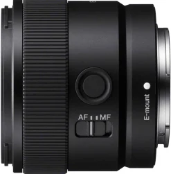 SONY SEL 11/1.8< Focale Fixe