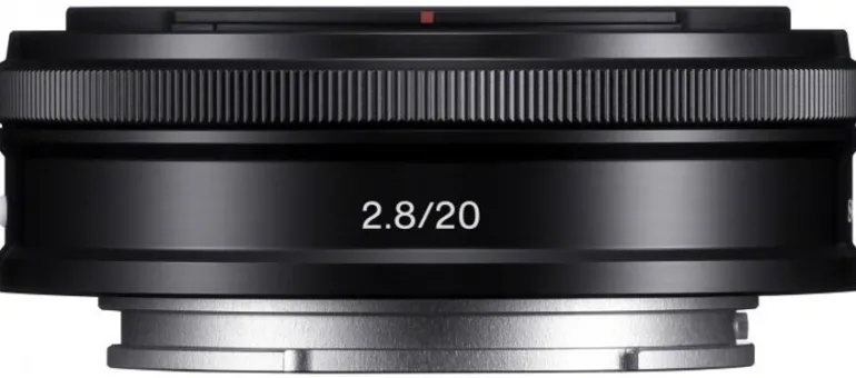 SONY SEL 20/2.8 PANCAKE< Focale Fixe