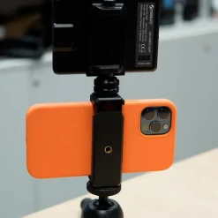 STARBLITZ SUPPORT SMARTPHONE + GRIFFE PORTE FLASH< Accessoires