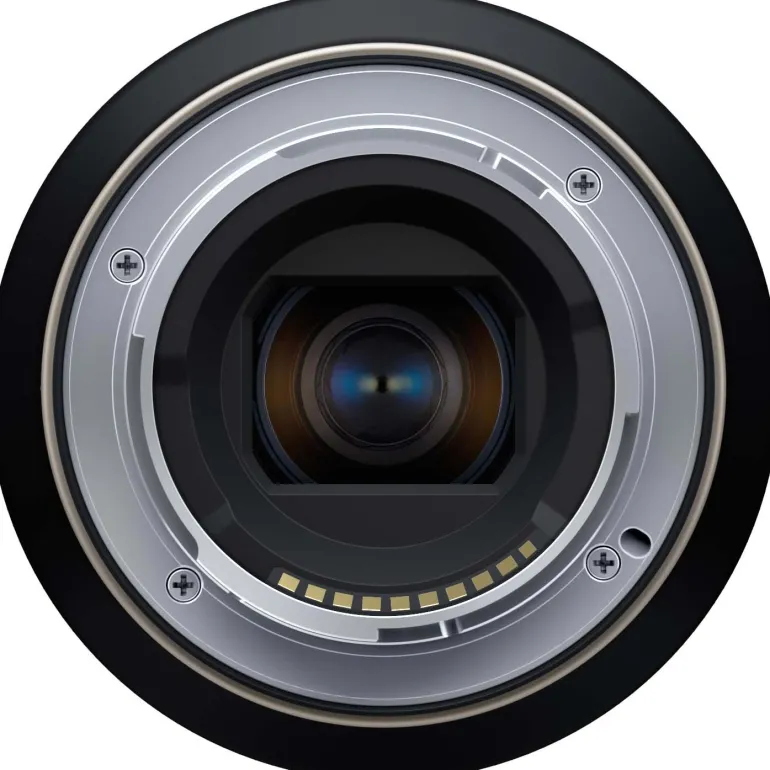 TAMRON 24/2.8 DI III OSD MACRO SONY FE< Focale Fixe
