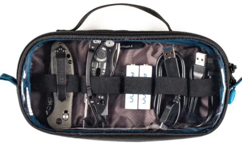 TENBA TOOLS CABLE POUCH 4 NOIR< Fourre Tout