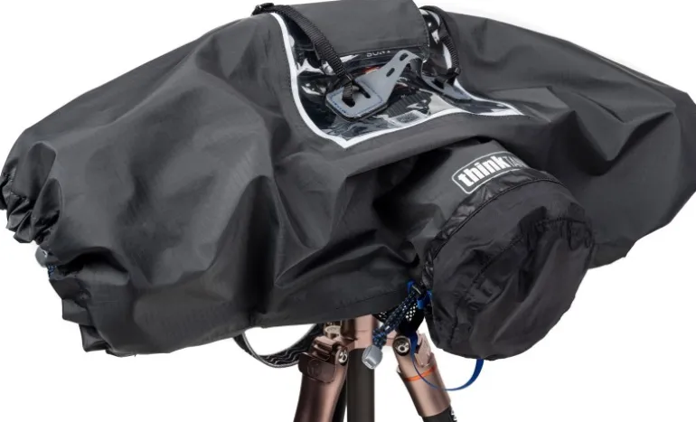 THINK TANK HOUSSE ANTI-PLUIE HYDROPHOBIA D24-70 V3< Accessoires
